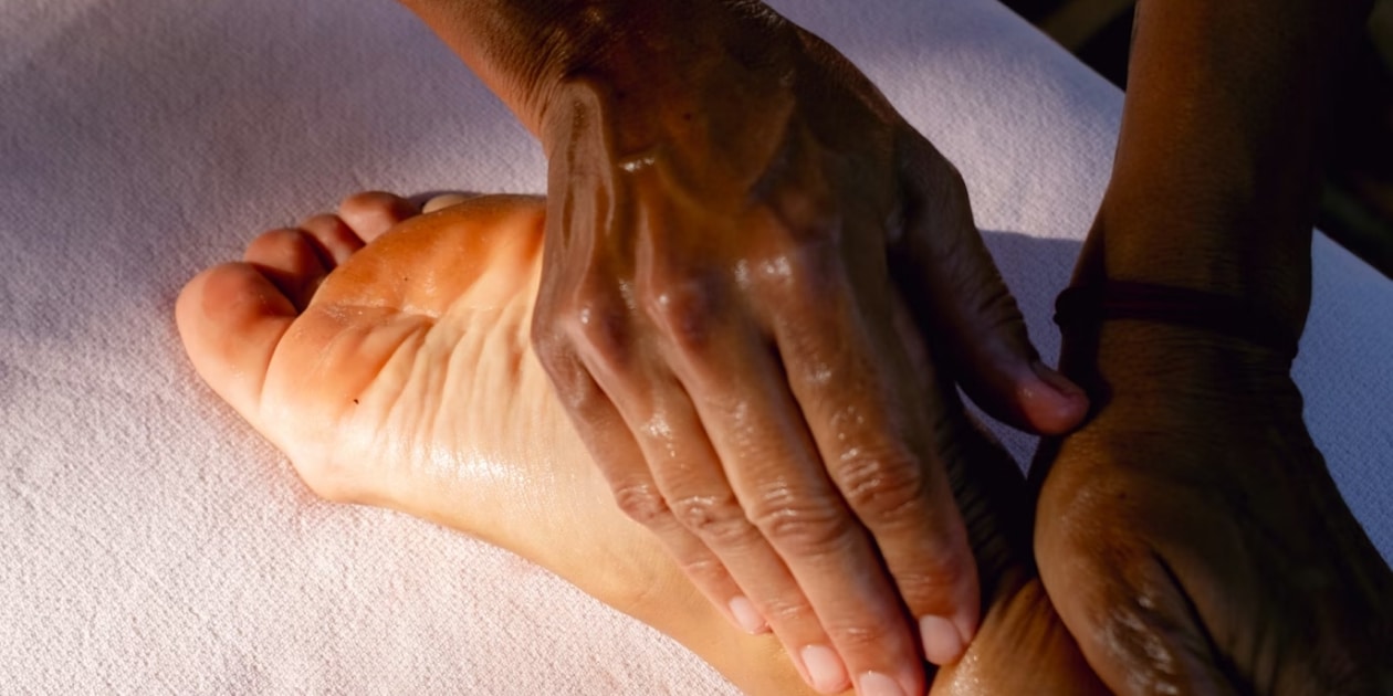 معرفی بهترین ماساژ برای سیاتیک